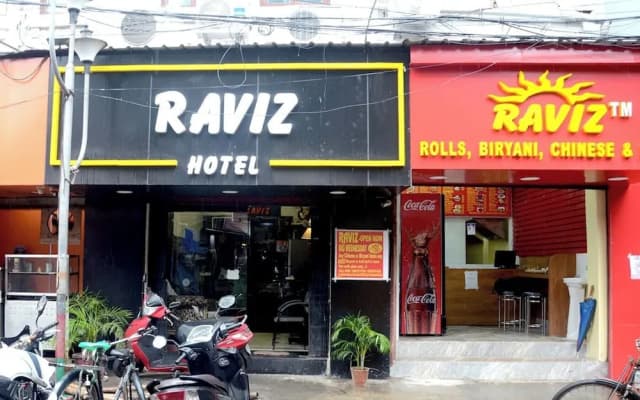 Raviz Inn