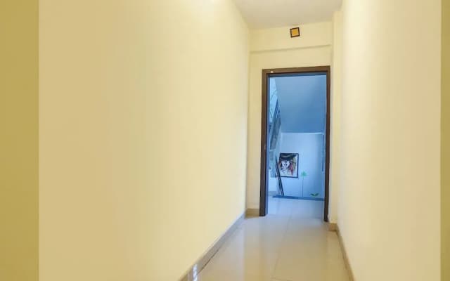 FabExpress The Guest House