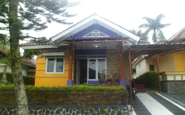 Villa Kota Bunga Cosmos