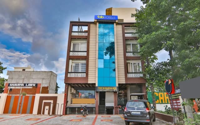 Fabhotel Shaurya Inn