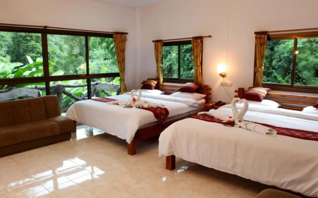 Saitharn Iyara Resort &Spa