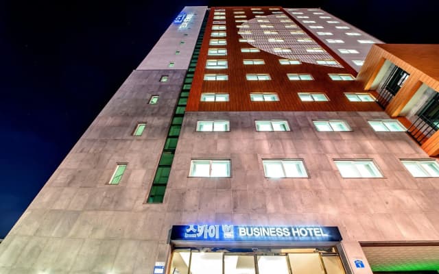 Jeju Skyhill Business Hotel