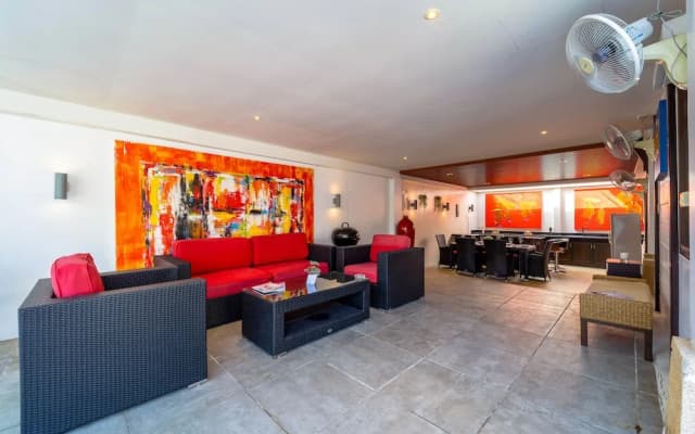 3 BR Pool Villa in Great Location BUB