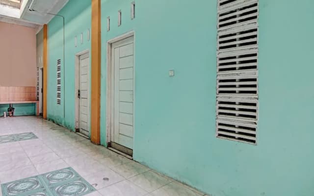 Hotel O Penginapan Syafira Near Perumahan Mustamindo Permai 1