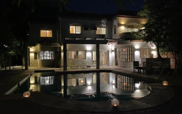 Villa by the Pyramids