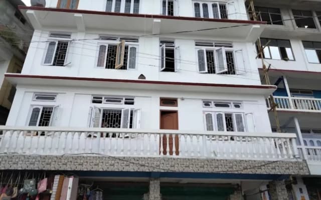 Hotel Tawang Regency