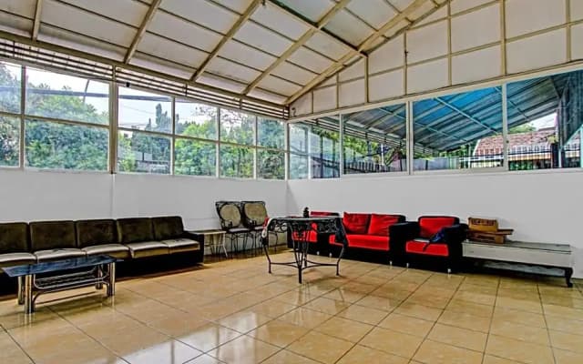 OYO Life 90077 Live Homestay