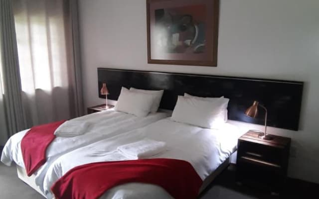 Wayside Lodge