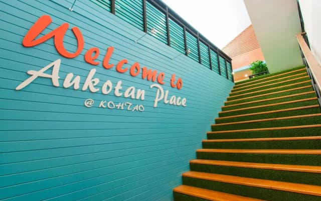 Aukotan Place Hotel