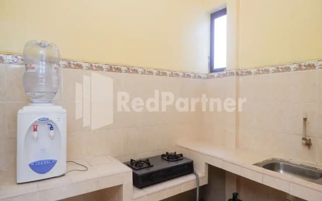 Wisma Giri Mulyo B Near Grojogan Sewu Mitra RedDoorz