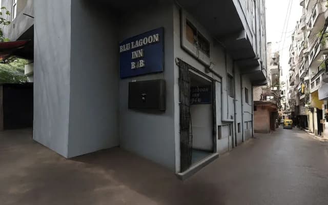 Fabhotel Blu Lagoon Inn