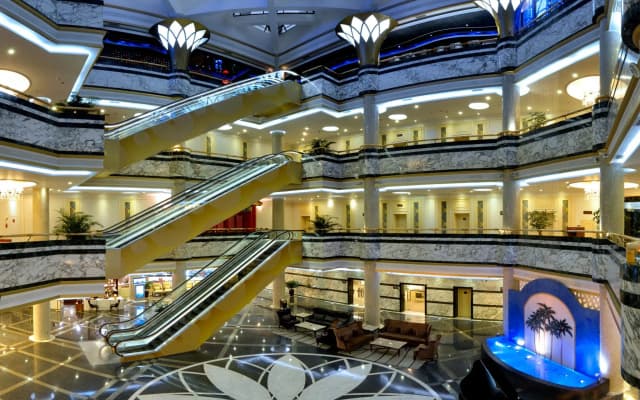 Baohua Harbour View Hotel