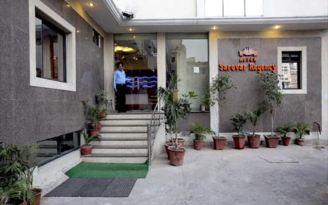 Hotel Sarovar Regency