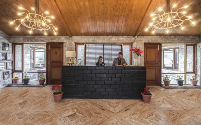 LaRiSa Mountain Retreat by Svenska