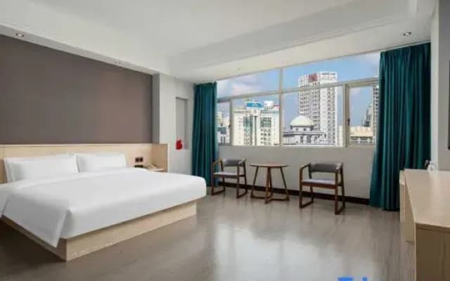 Guiguang Business Hotel