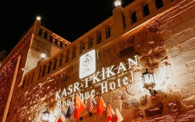 Kasr I Kikan Hotel
