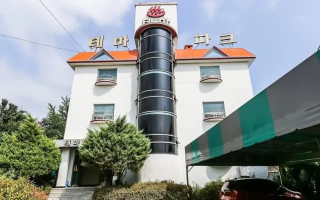 ASAN Thema park motel