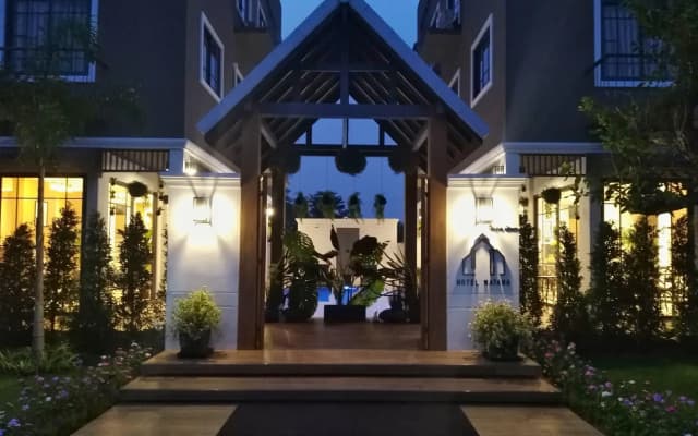 Hotel Matana