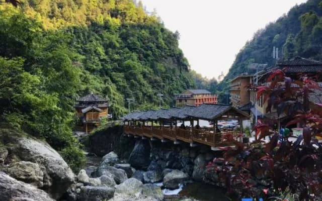 Chunjixia Resort