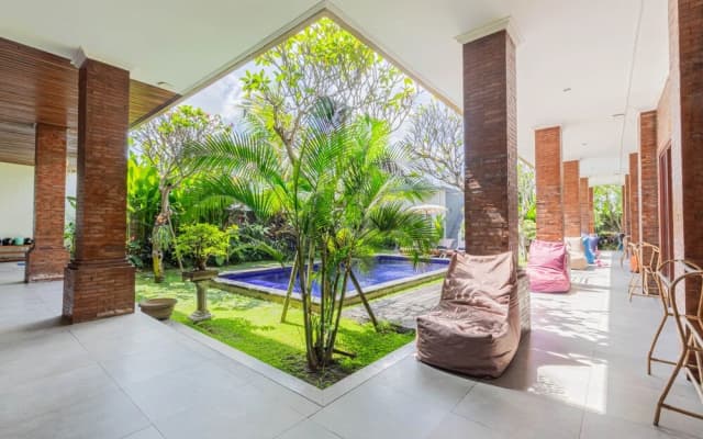 Frangipani House & Spa by Ecommerceloka