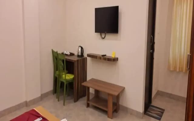 Aashirvaad Bed And Breakfast Homestay