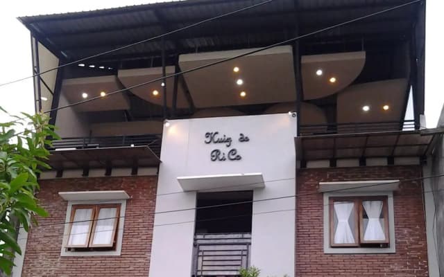 Huiz de RiCo guesthouse syariah