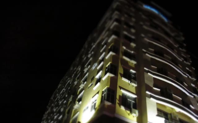 Leisure Cove Hotel & Apartments