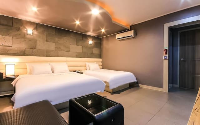 Changwon Sangnamdong Hotel de Maison