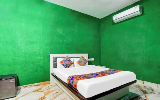 Fabhotel Urban Classy