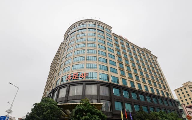 CP Peninsula Hotel