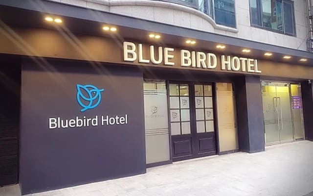 Bluebird Hotel