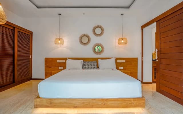Frangipani Villa Kuning At Berawa