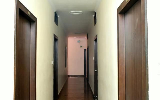 Hotel Arya