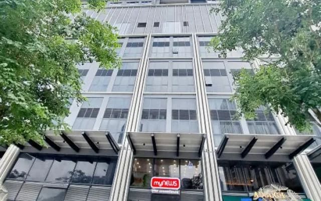Agile Lux Suites KL