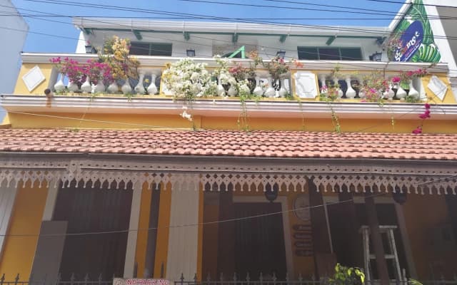 Bel Abri Colonial Living