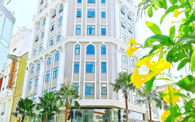 Holiday 2 Hotel