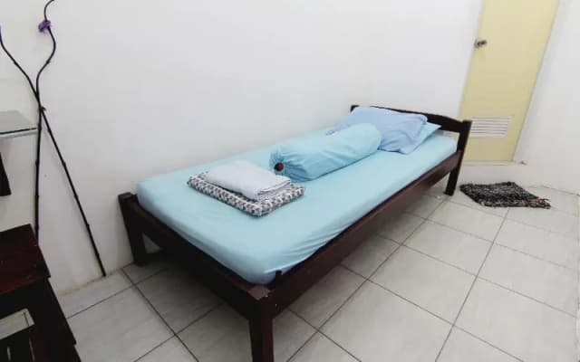 Tiga Dua Homestay by ZUZU