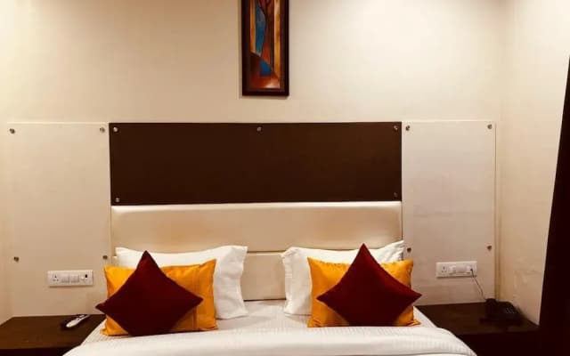 Hotel Lotus Inn