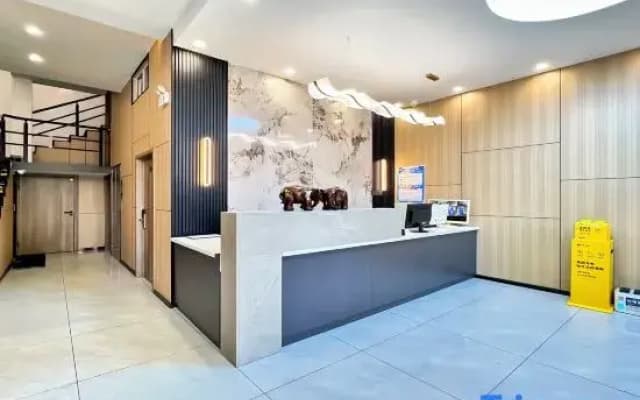 Xinsu Hotel (Harbin Railway Station Chinese Baroque Old Road Outer Cultural Area Branch)
