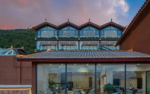 Yuexiang Lake Lodge, Lugu Lake
