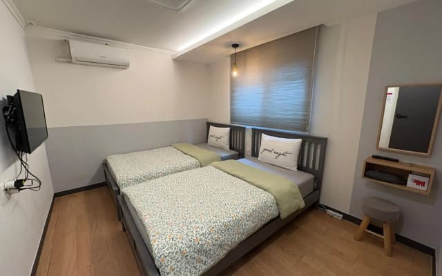 Heima Guesthouse Hongdae