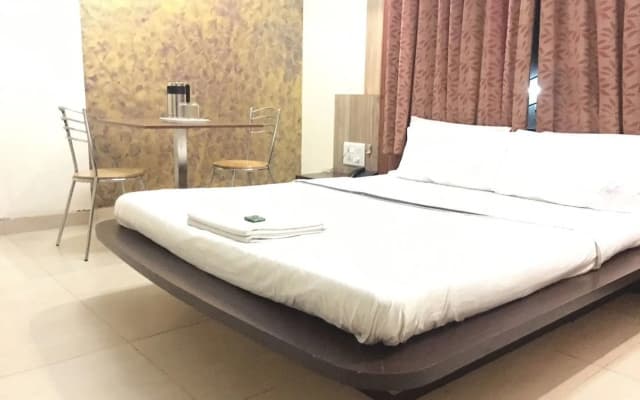 Hotel Pranav Executive