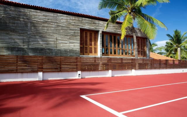 UTMT - Underneath The Mango Tree Spa & Beach Resort