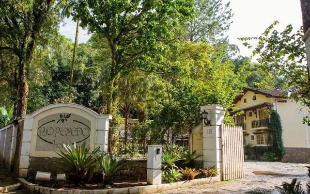 Hotel Rio Penedo