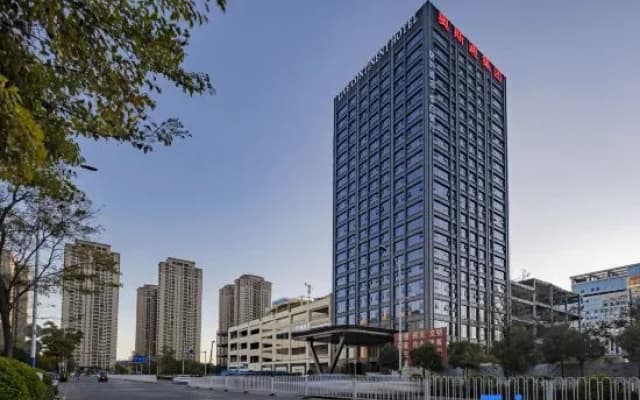 Live Continent Hotel