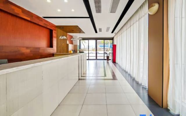 Homeinn Pebble Hotel (Wanxi University Hongjie Pedestrian Street)