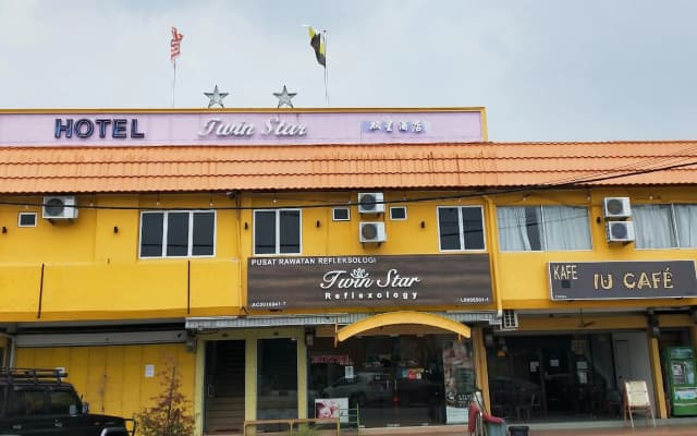 Twin Star Hotel