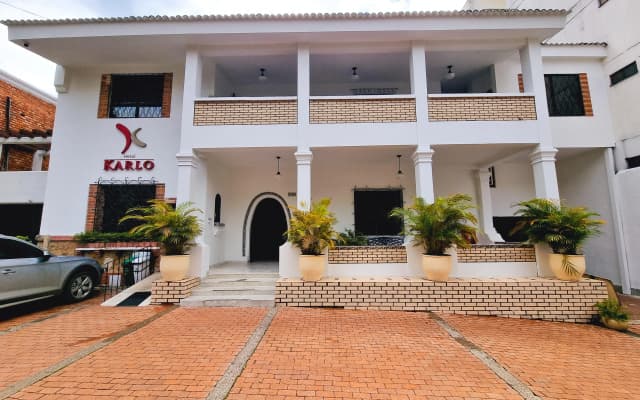 Hotel Karlo