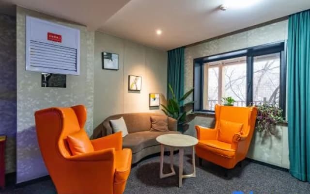 Long-term residence at Keguan Hotel (Yutian Airport Lop Nur Secret Grilling Restaurant, Urumqi)