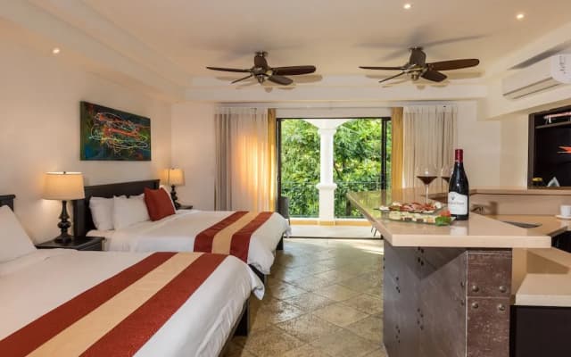Shana Hotel Residence & SPA by The Beach